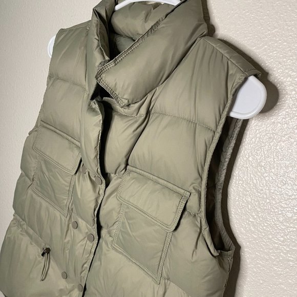 Little Mountain Vancouver | Cordova Duck Down Puffer Vest - Picture 3 of 7